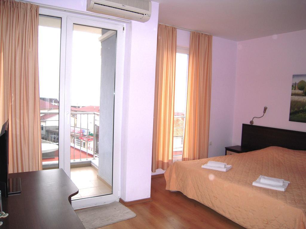 Bona Dea Club Hotel Sveti Vlas Pokoj fotografie