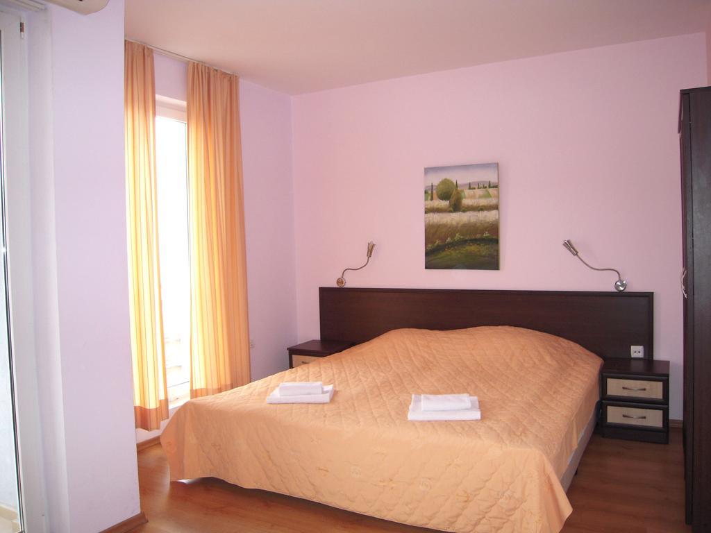 Bona Dea Club Hotel Sveti Vlas Pokoj fotografie